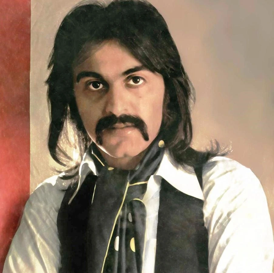 کوروش یغمایی
