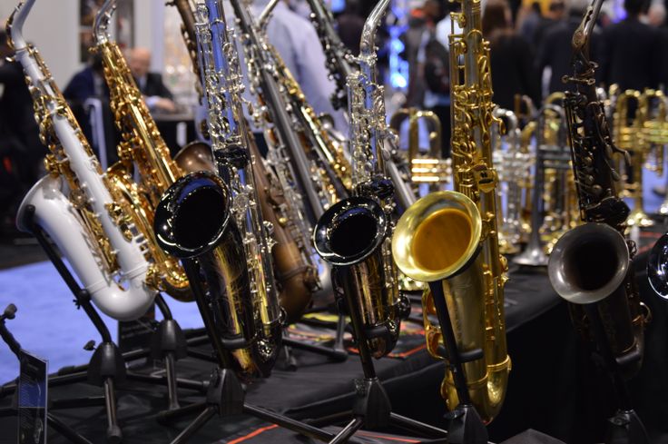 انواع ساکسیفون بر اساس جنس بدنه‌ی ساز