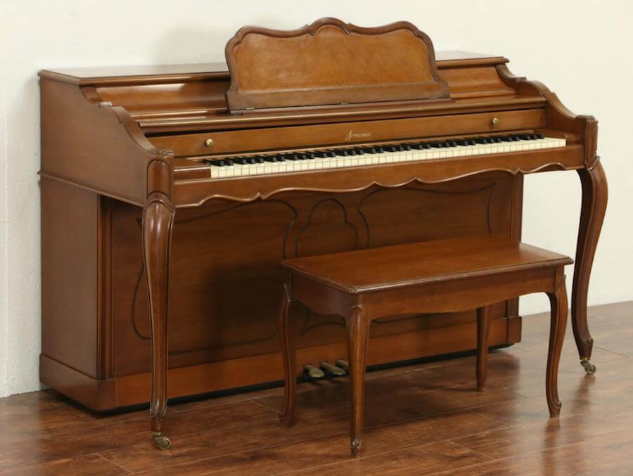 پیانو اسپینت (Spinet Piano)