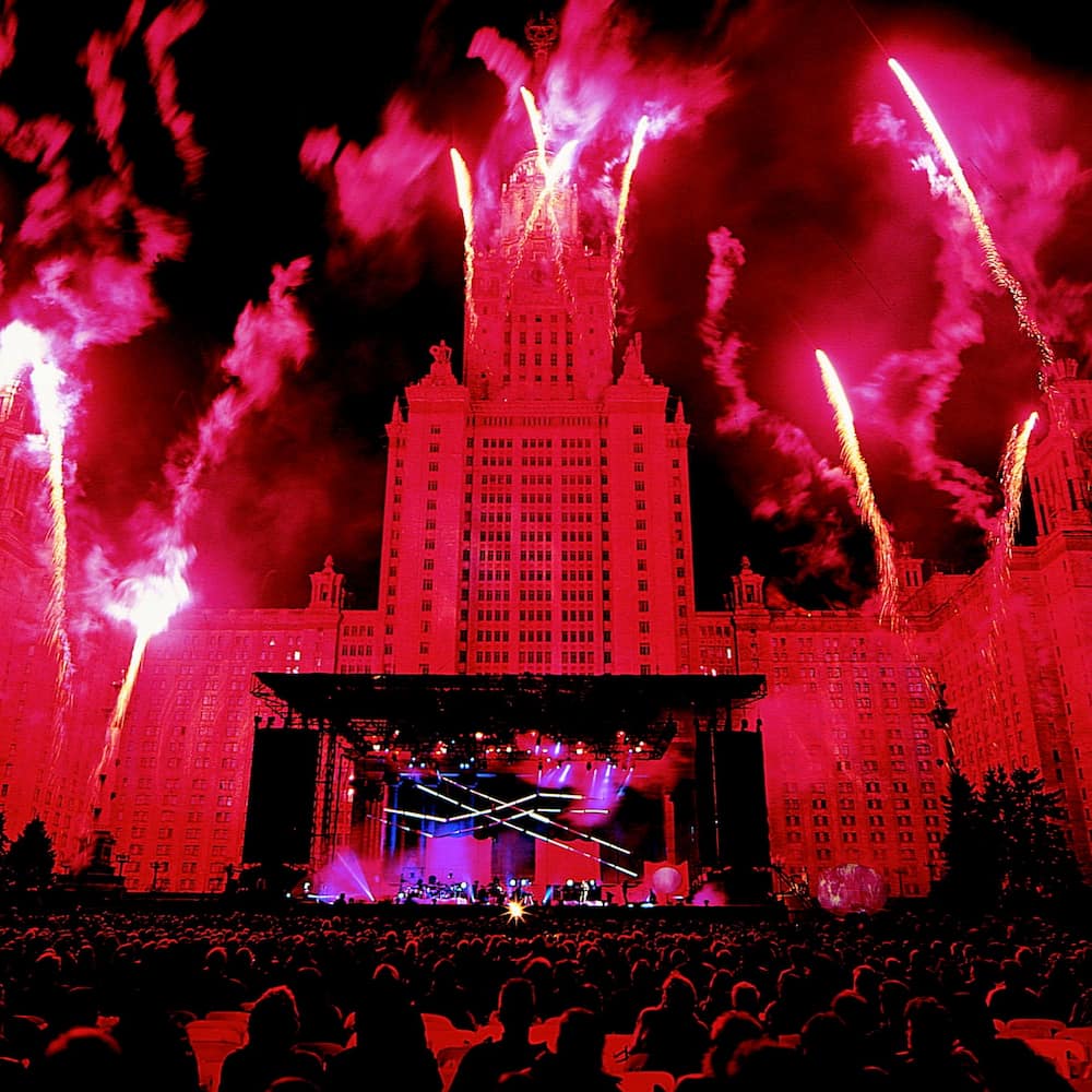 عکسی از کنسرت باشکوه ژار در مسکو در سال 1997